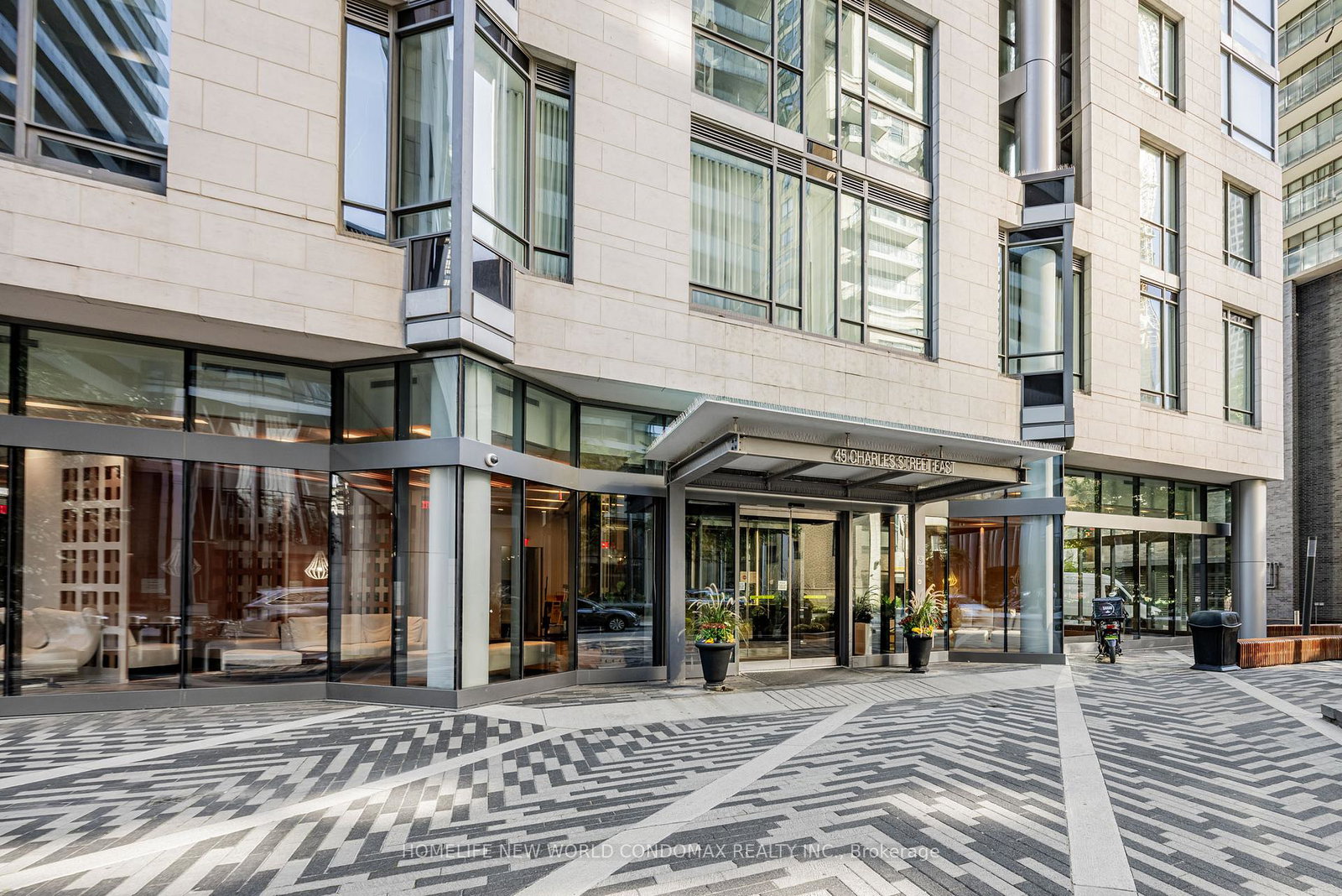 45-charles-street-e-toronto-ontario-c12609752