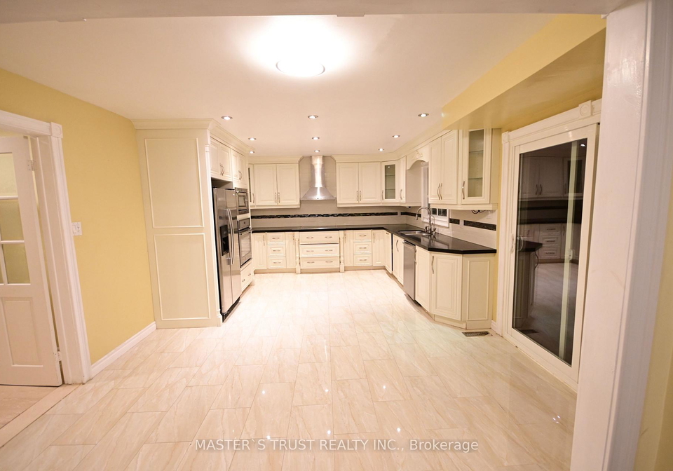 65-farmstead-road-north-york-ontario-c12610196
