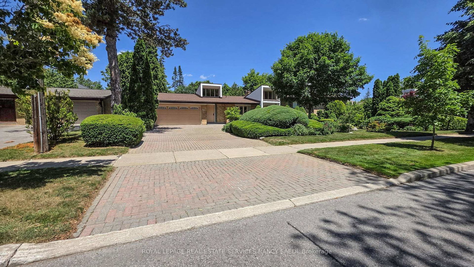 21-banbury-road-north-york-ontario-c12610256