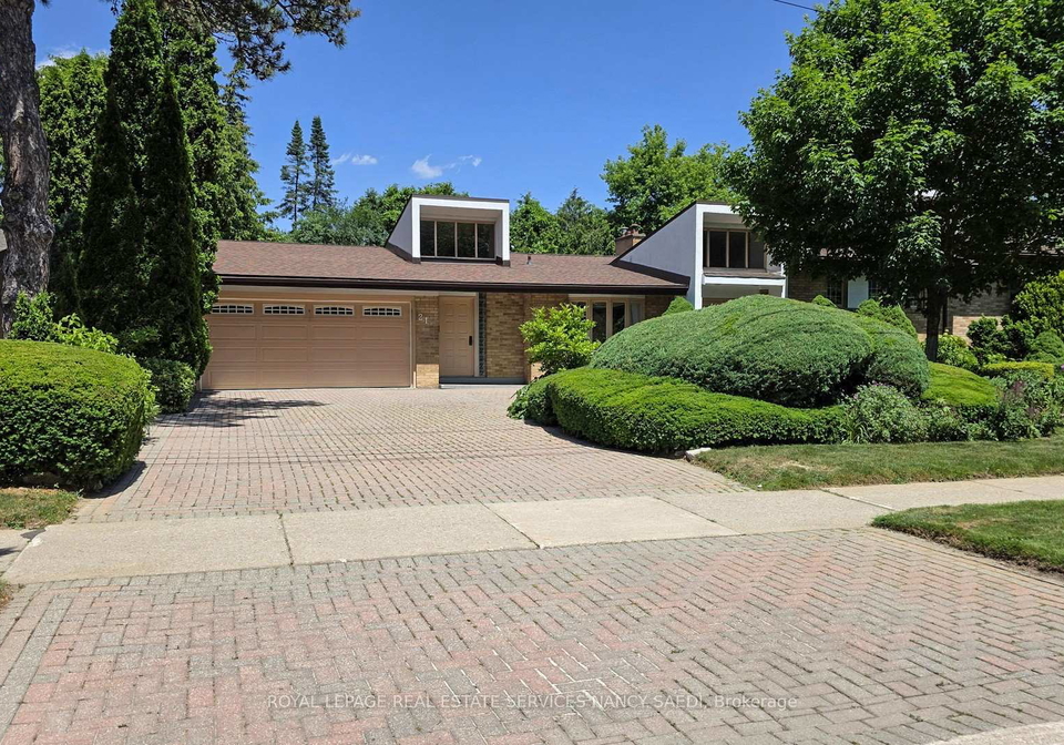 21-banbury-road-north-york-ontario-c12610256