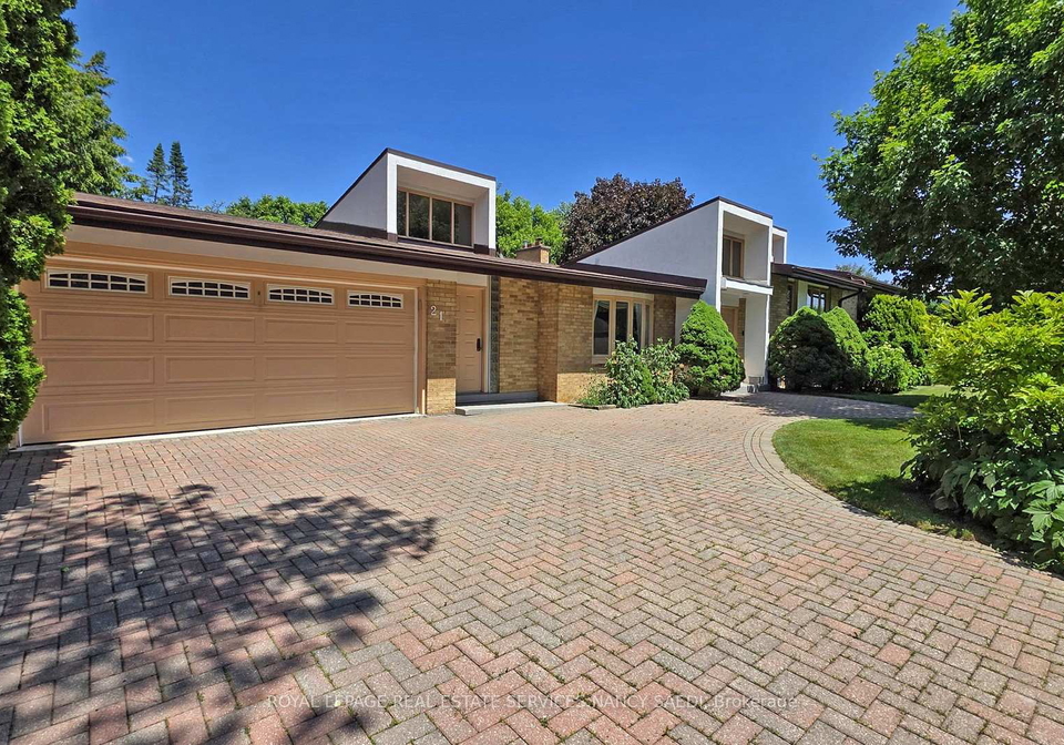 21-banbury-road-north-york-ontario-c12610256