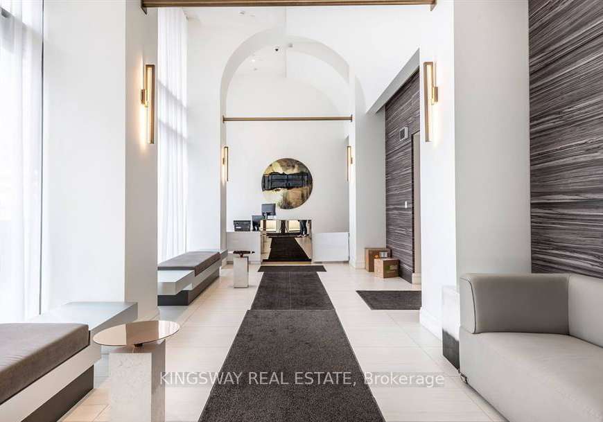 39-roehampton-avenue-toronto-ontario-c12610578
