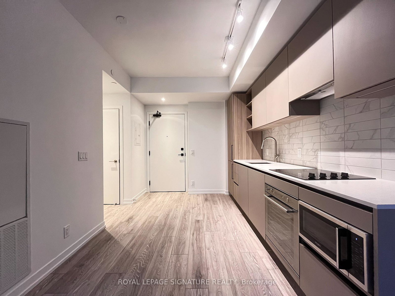 55-mercer-street-toronto-ontario-c12610672
