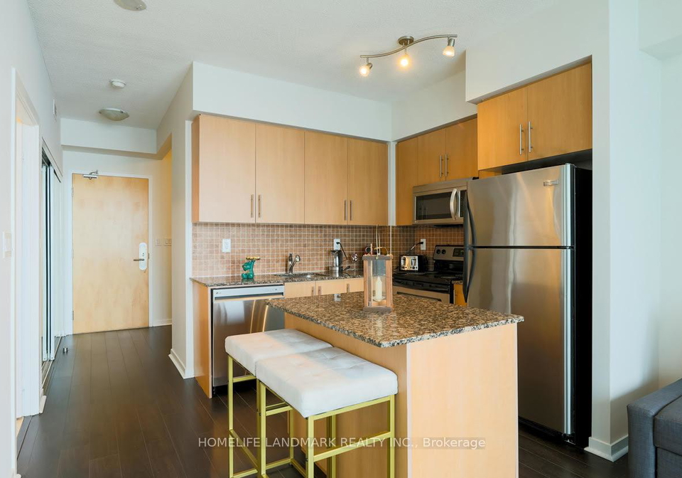 55-n-bremner-boulevard-toronto-ontario-c12610758