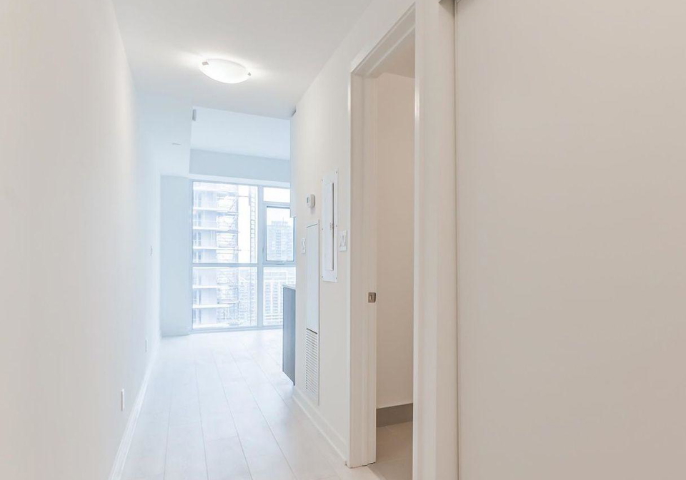 30-ordnance-street-toronto-ontario-c12611076