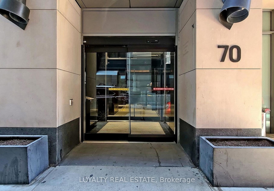 70-temperance-street-toronto-ontario-c12611476