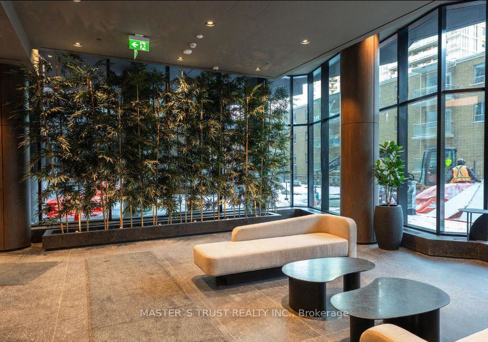 110-broadway-avenue-toronto-ontario-c12611494