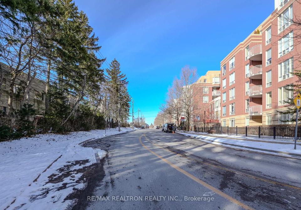 451-rosewell-avenue-toronto-ontario-c12611648