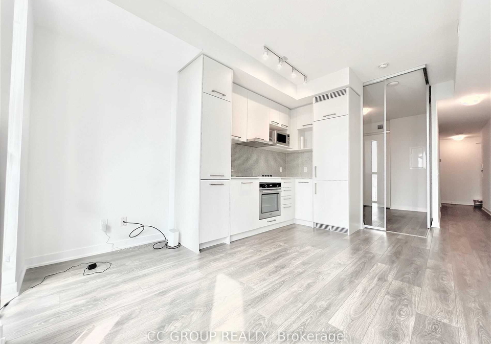 87-peter-street-toronto-ontario-c12611734