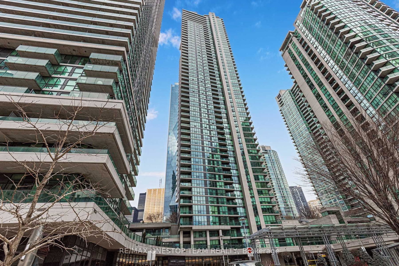 18-harbour-street-toronto-ontario-c12611900