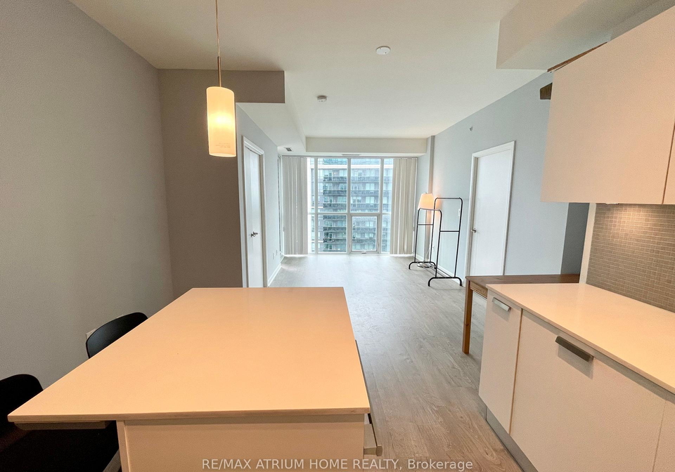 9-bogert-avenue-toronto-ontario-c12612058