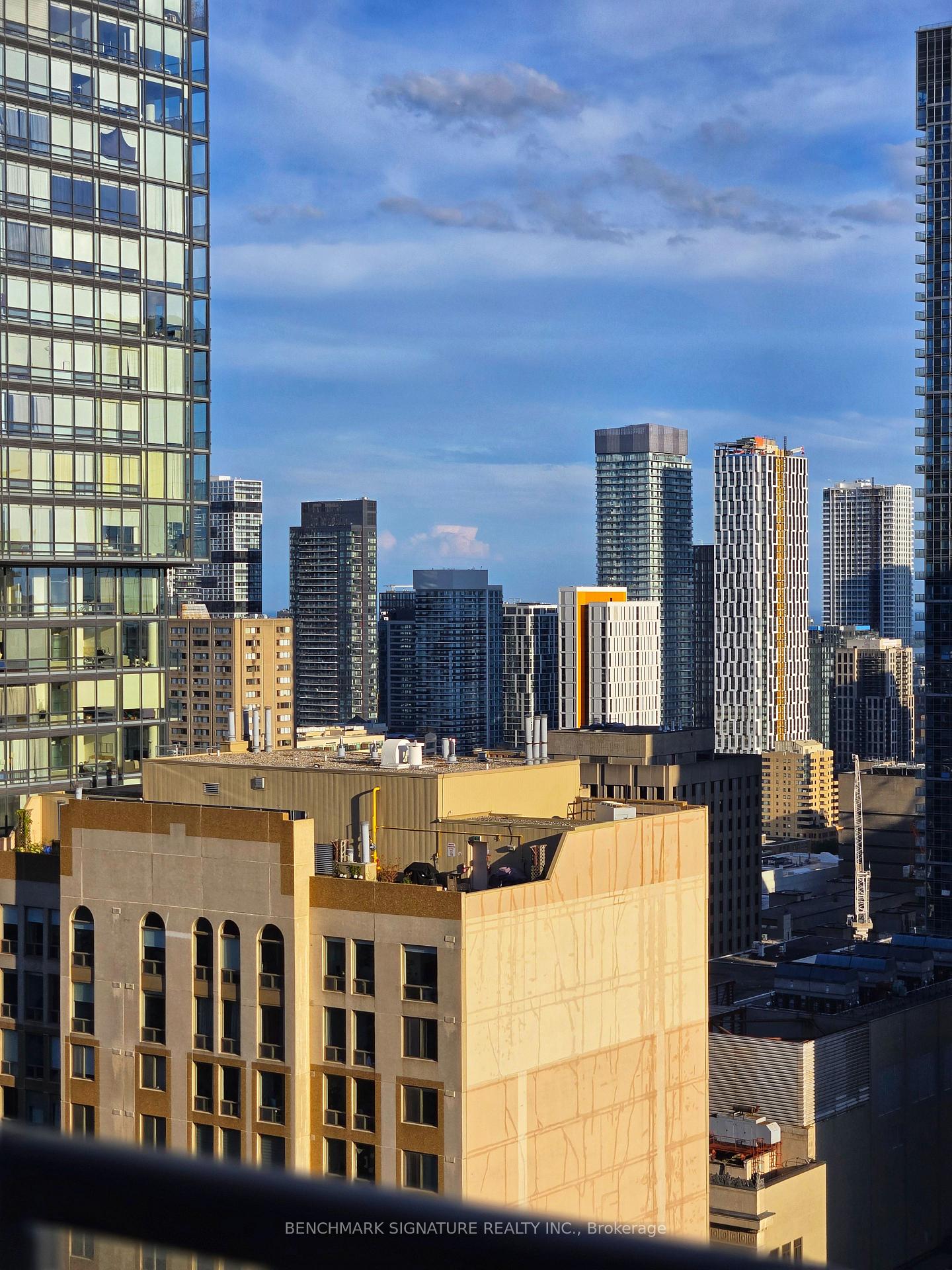 37-grosvenor-street-toronto-ontario-c12612398