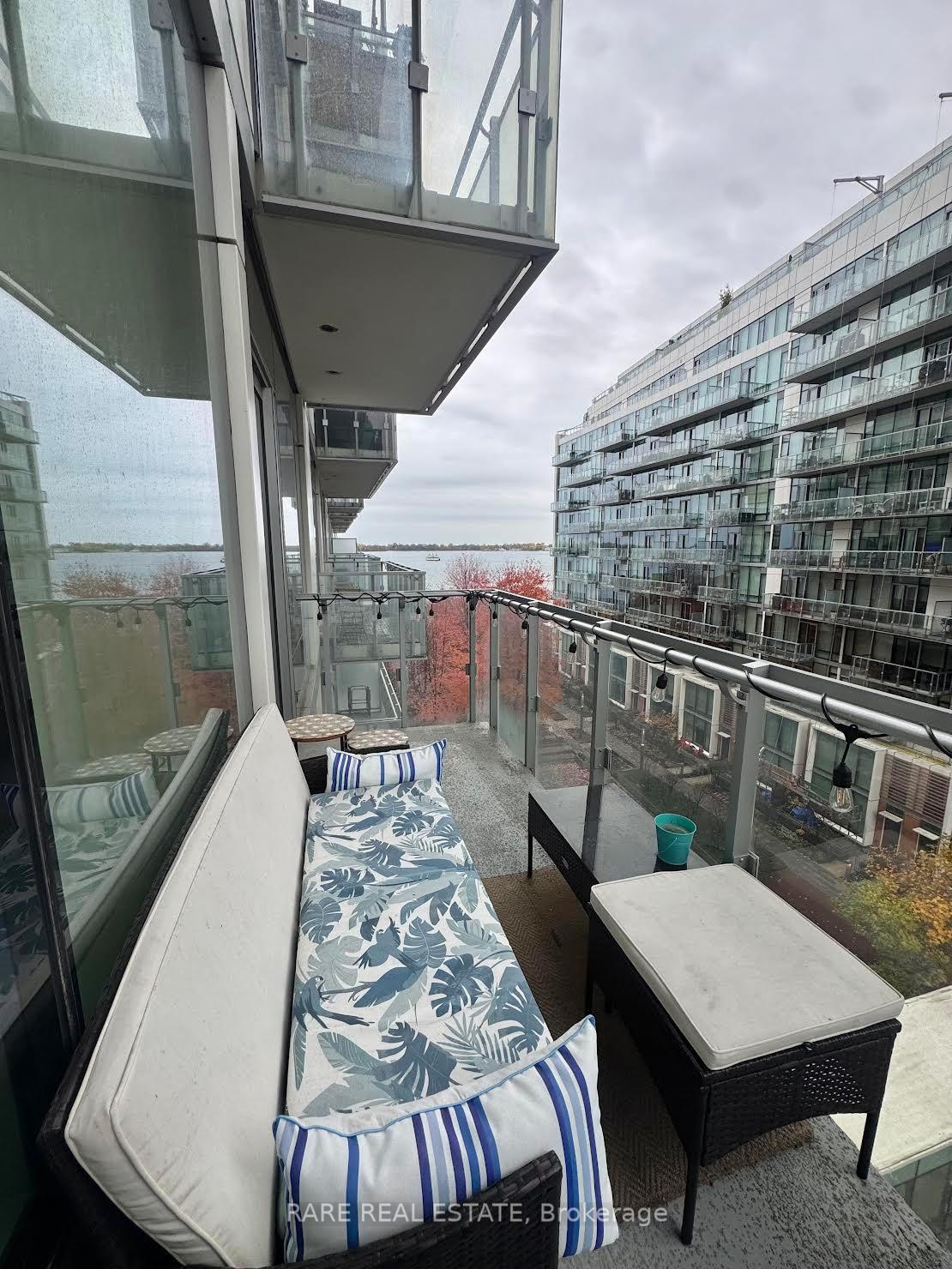 39-queens-quay-e-toronto-ontario-c12612430
