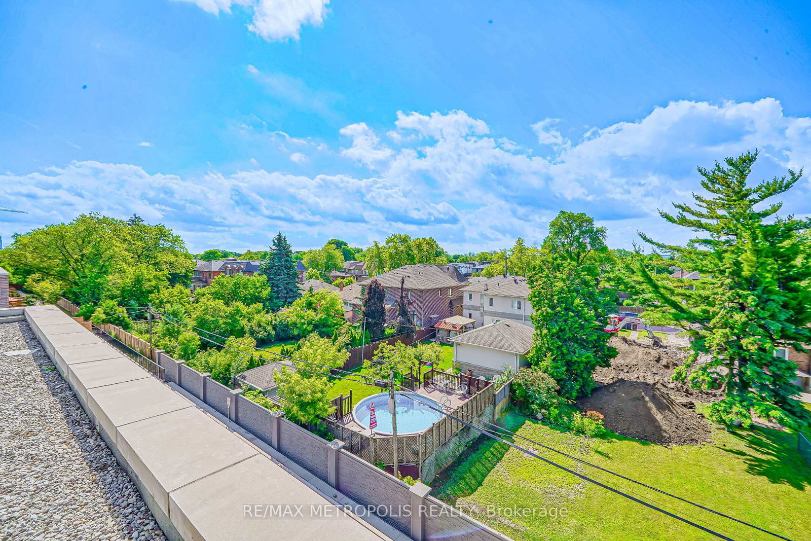 871-sheppard-avenue-w-toronto-ontario-c12612650