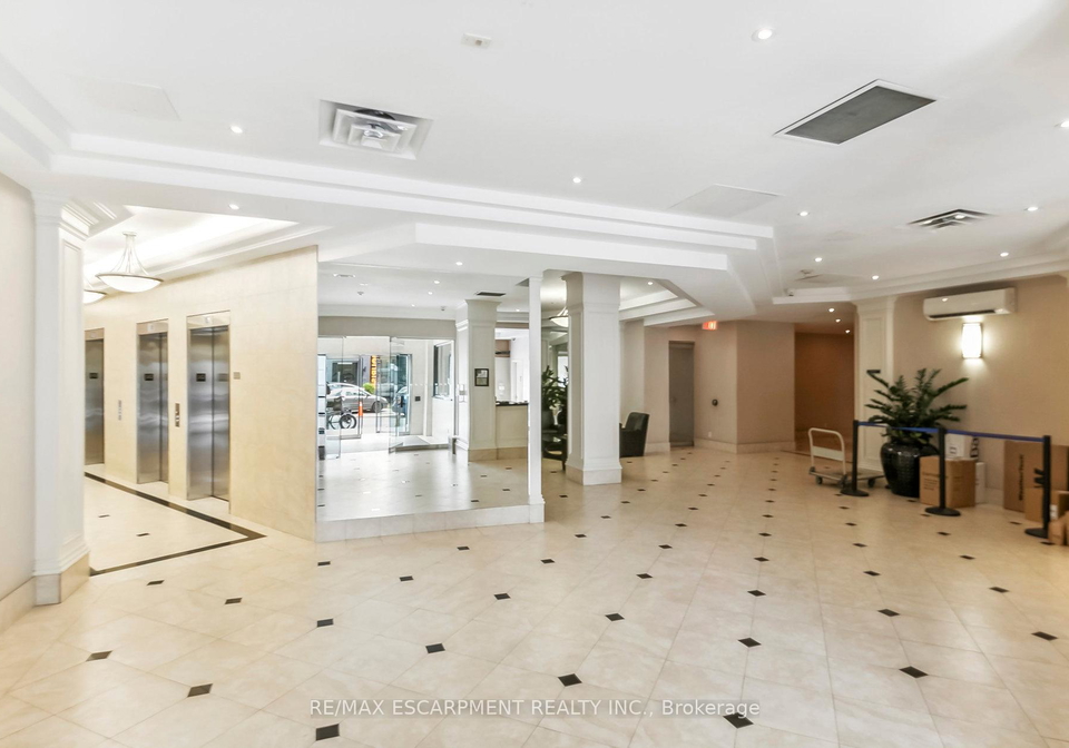 801-king-street-w-toronto-ontario-c12612706