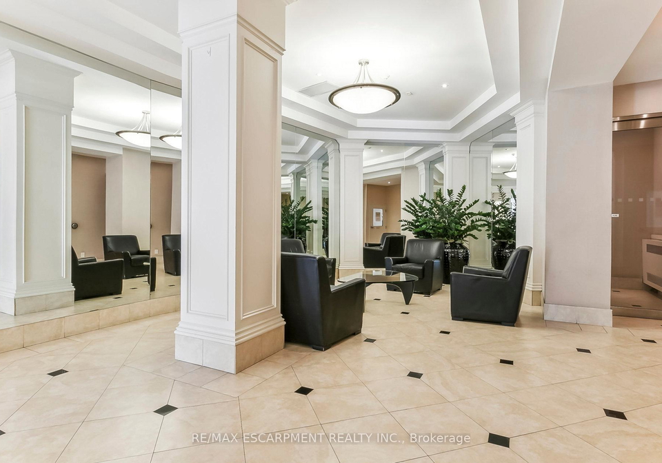 801-king-street-w-toronto-ontario-c12612706