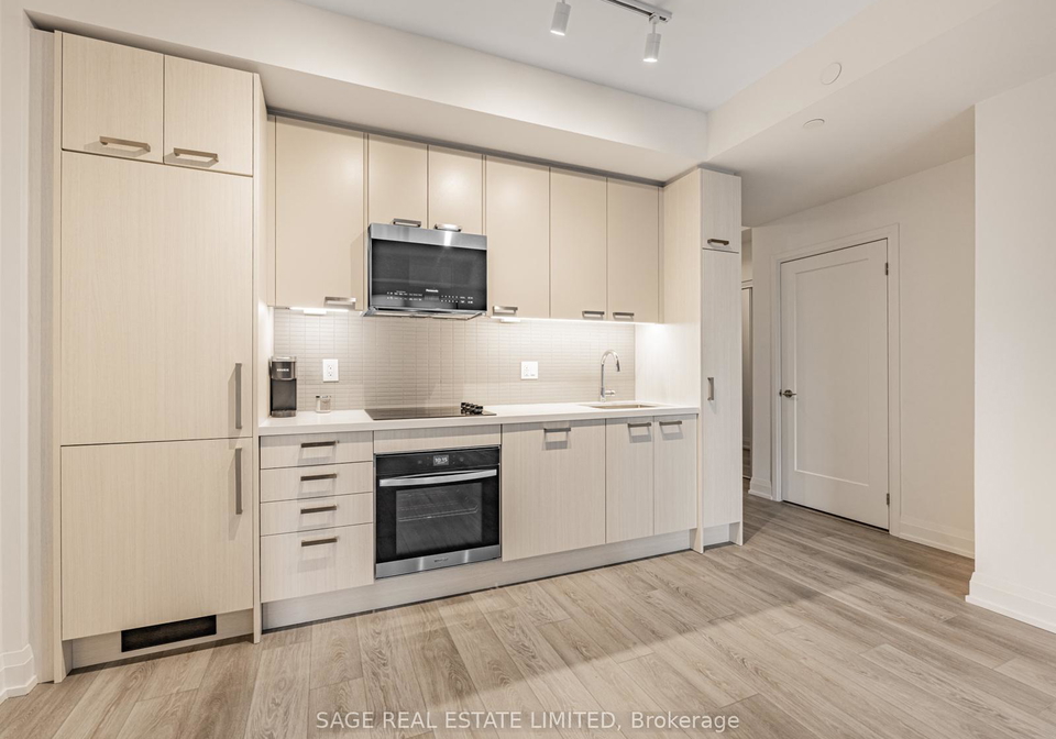 20-soudan-avenue-toronto-ontario-c12612734