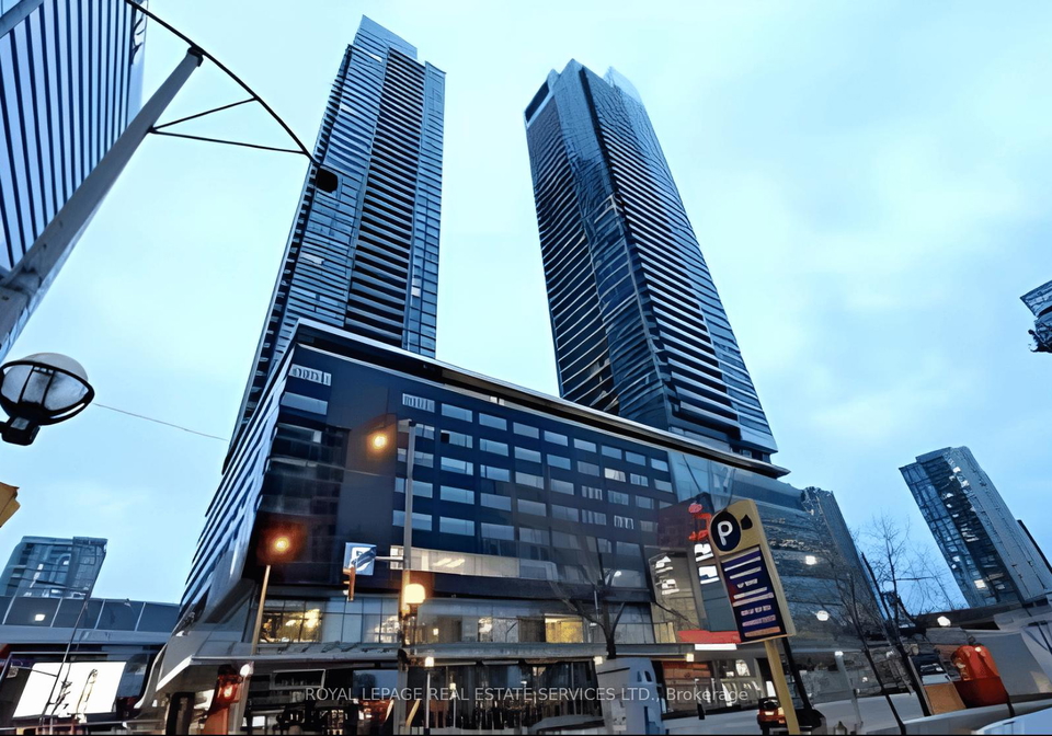 65-bremner-boulevard-toronto-ontario-c12613002