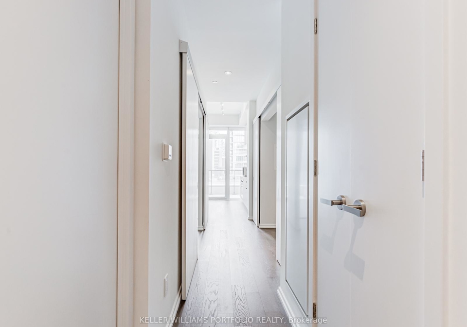 5-soudan-avenue-toronto-ontario-c12613156