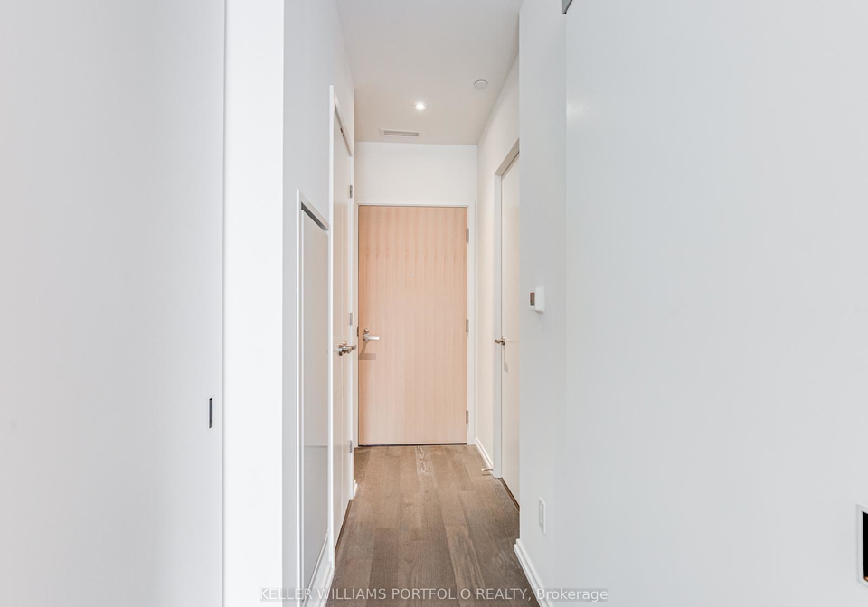 5-soudan-avenue-toronto-ontario-c12613156