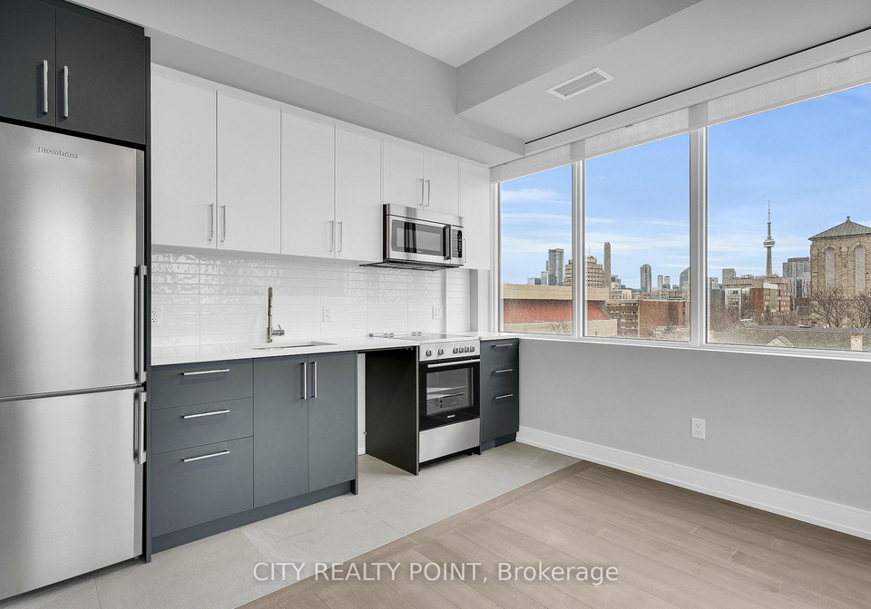 664-spadina-avenue-toronto-ontario-c12613348