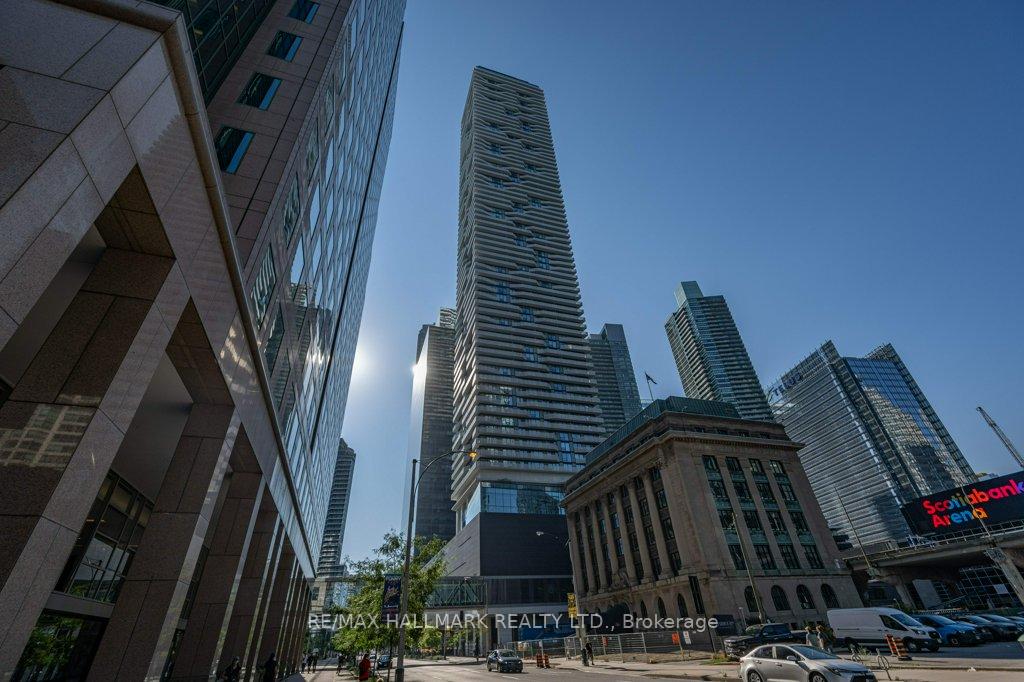 88-harbour-street-toronto-ontario-c12613968