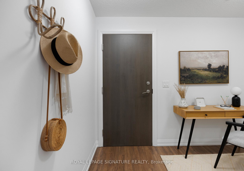 305-roehampton-avenue-toronto-ontario-c12614118