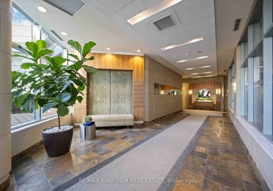 230-queens-quay-w-toronto-ontario-c12614146