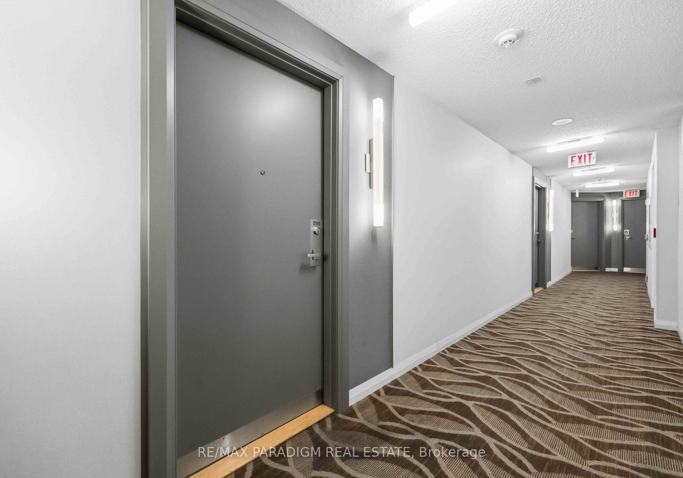 230-queens-quay-w-toronto-ontario-c12614146