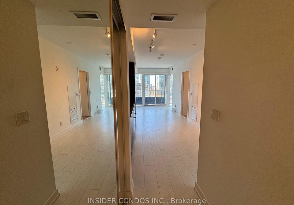 19-western-battery-road-toronto-ontario-c12614280