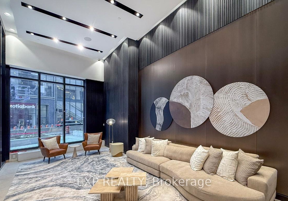 20-soudan-avenue-toronto-ontario-c12614584