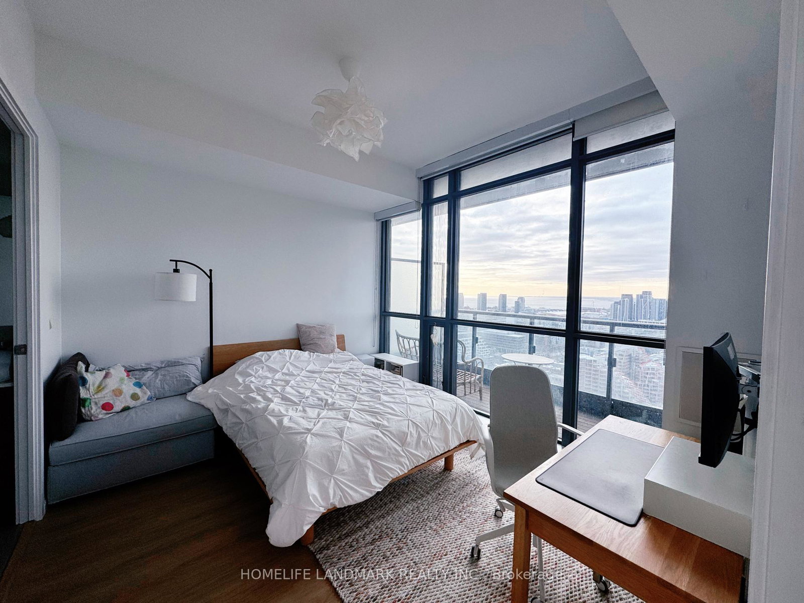 8-charlotte-street-toronto-ontario-c12614620