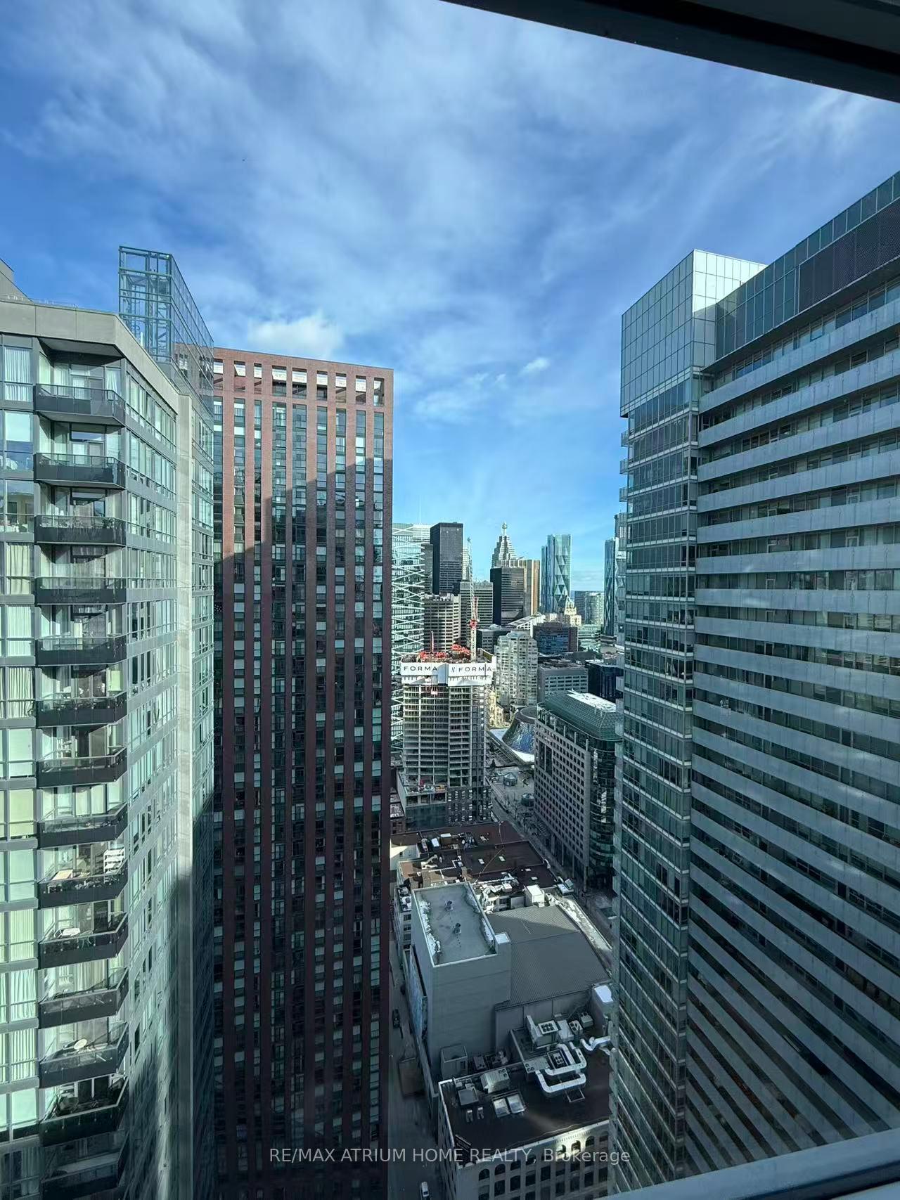 21-widmer-street-toronto-ontario-c12615072