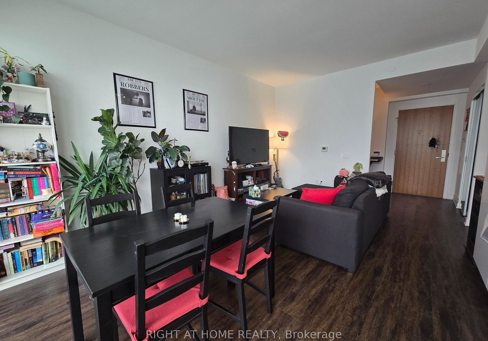 15-queens-quay-e-toronto-ontario-c12615478
