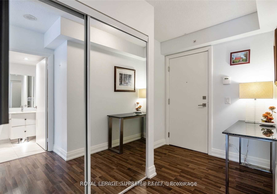 555-wilson-avenue-toronto-ontario-c12615544