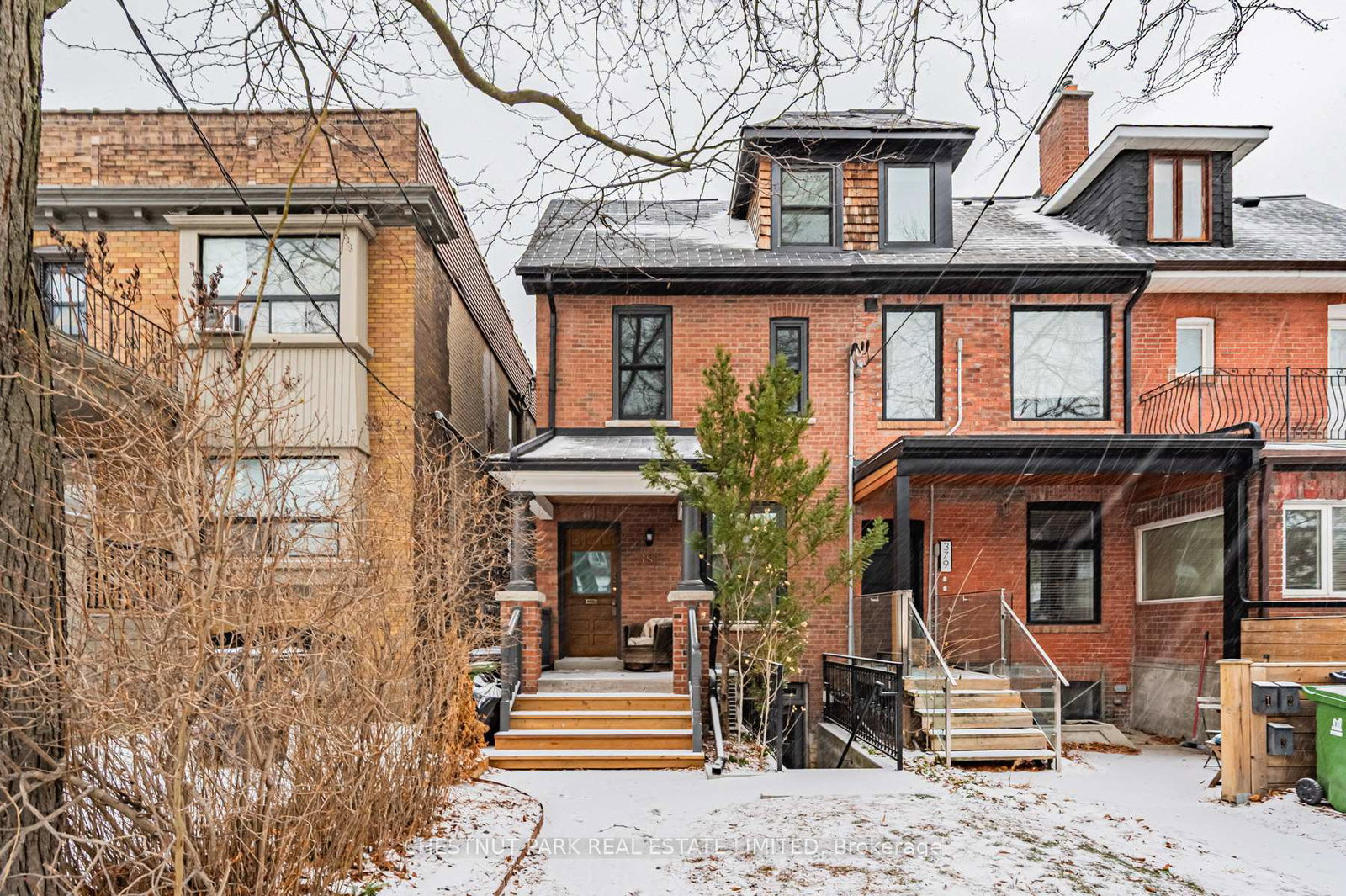 381-st-clarens-avenue-toronto-ontario-c12615554