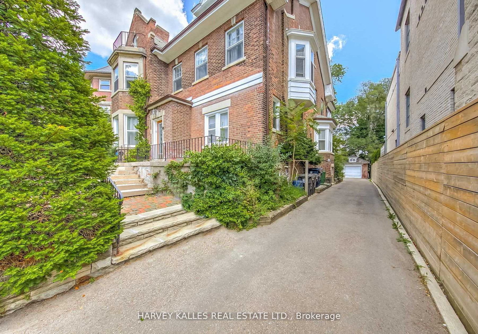 11-parkwood-avenue-toronto-ontario-c12615594