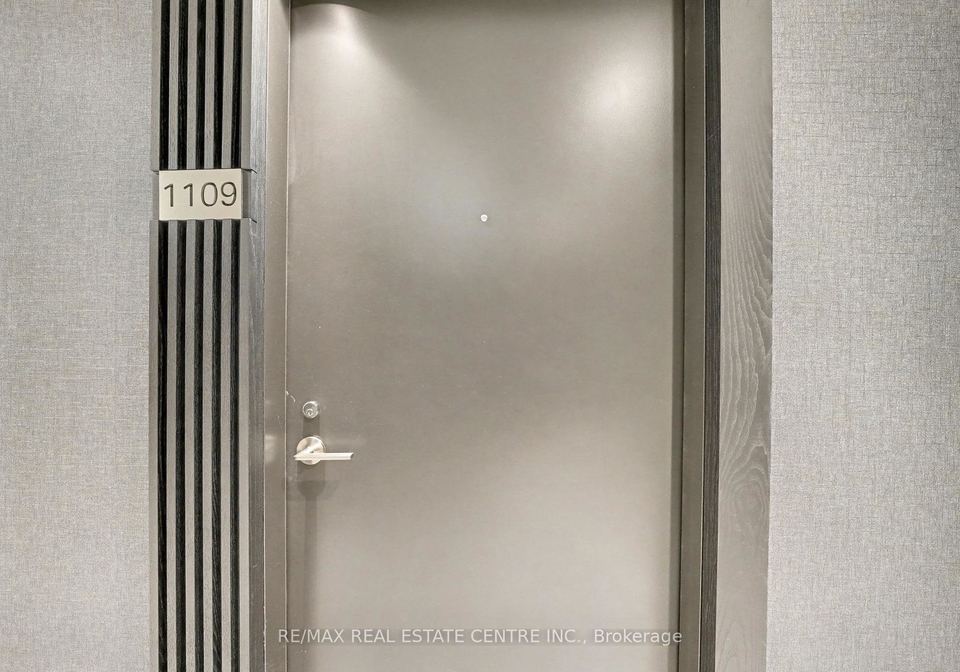 120-broadway-avenue-toronto-ontario-c12615848