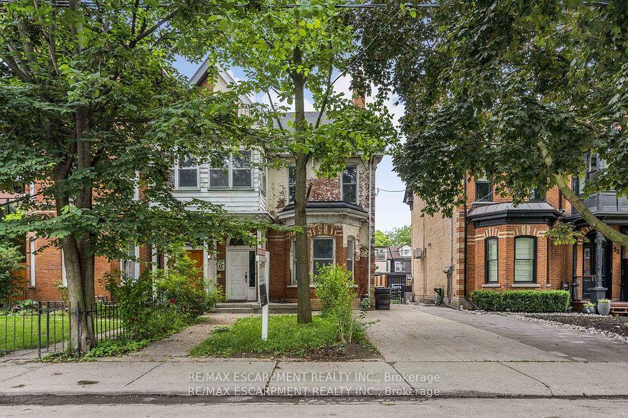 35-beaconsfield-avenue-toronto-ontario-c12615906