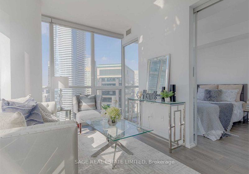 45-charles-street-e-toronto-ontario-c12616296