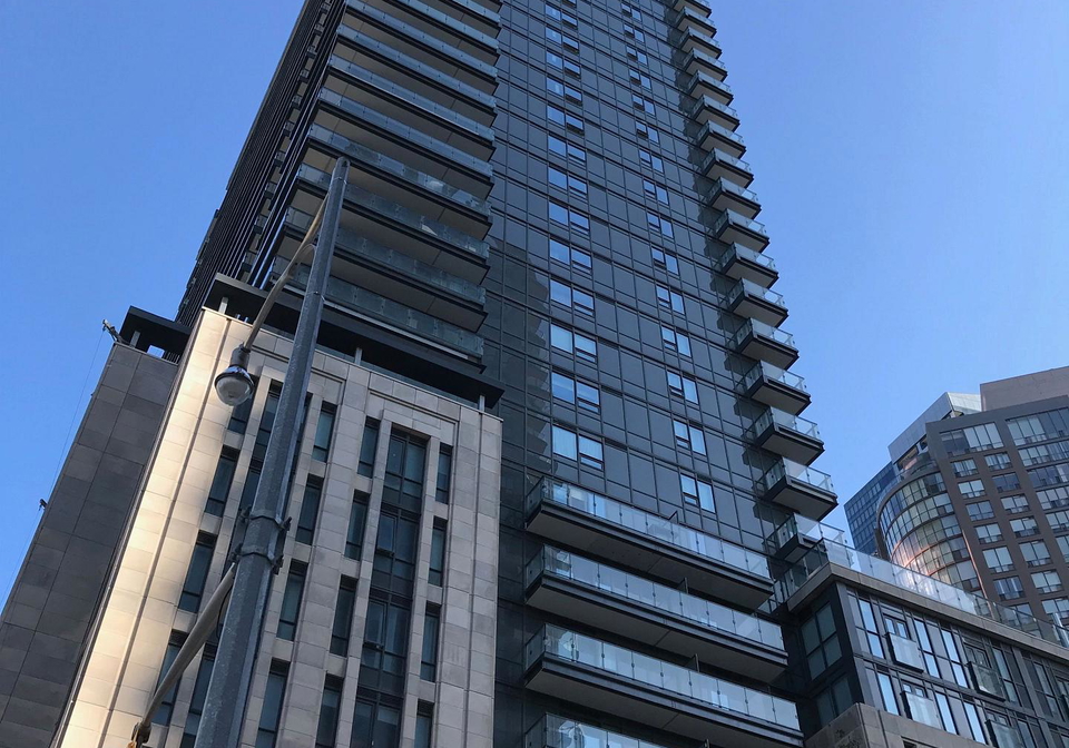 955-bay-street-toronto-ontario-c12616362