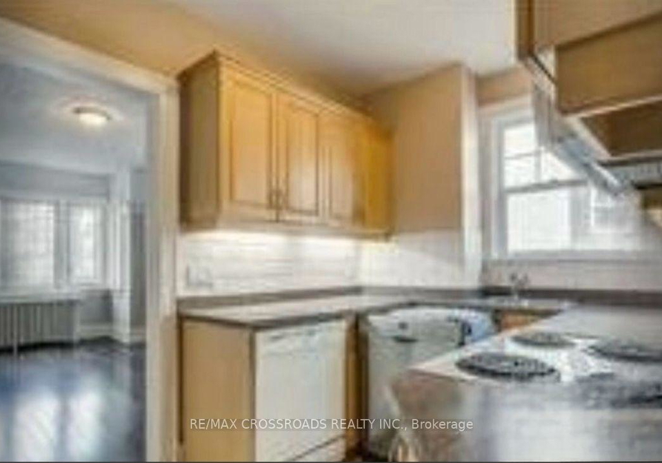 69-lawrence-avenue-e-toronto-ontario-c12616730