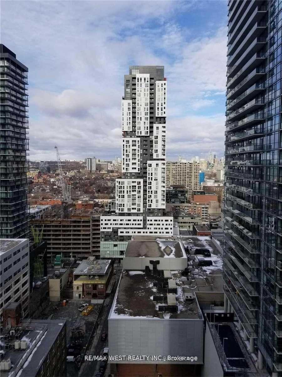 21-widmer-street-toronto-ontario-c12617044