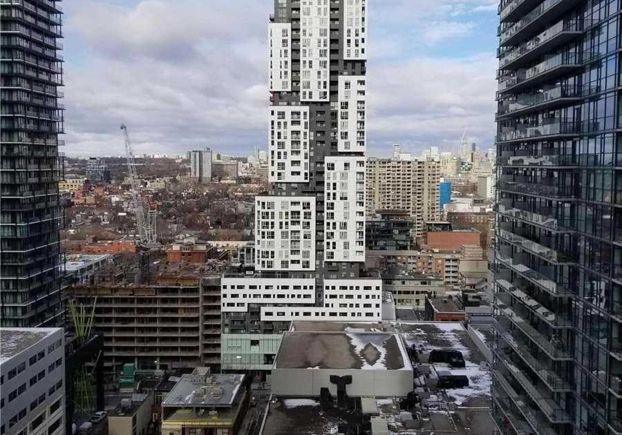 21-widmer-street-toronto-ontario-c12617044
