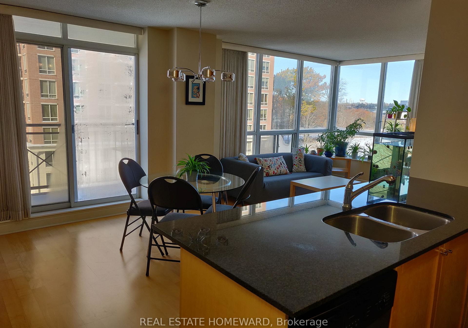 1103-leslie-street-north-york-ontario-c12626696