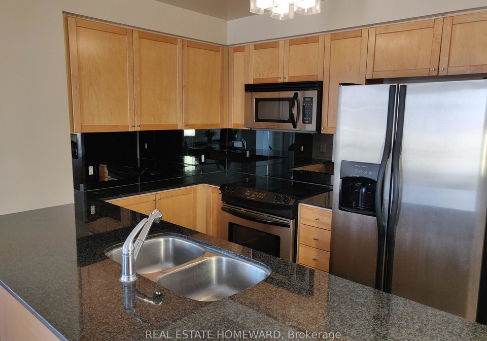 1103-leslie-street-north-york-ontario-c12626696
