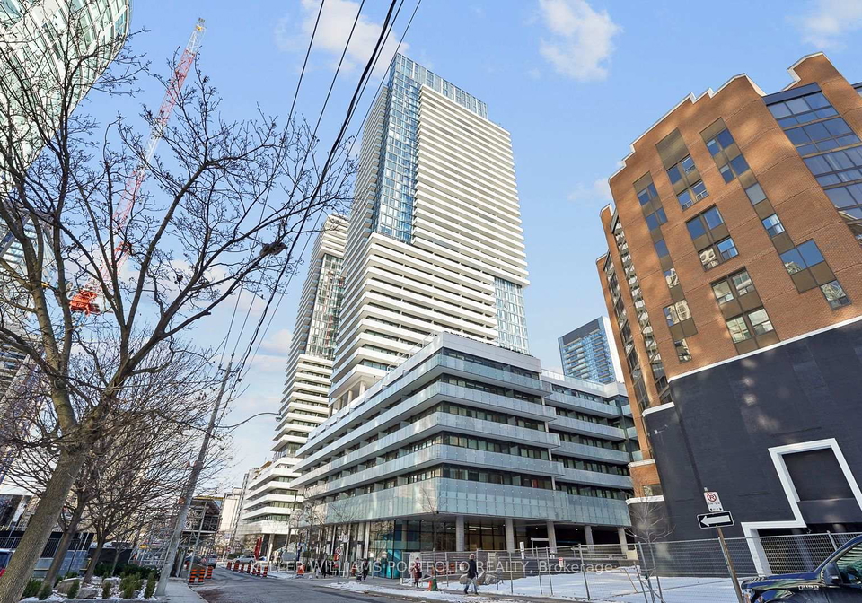 161-roehampton-avenue-toronto-ontario-c12626804
