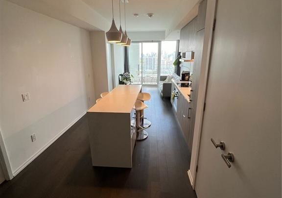 5-soudan-avenue-toronto-ontario-c12626848