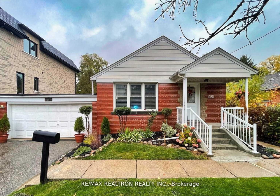 28-irvington-crescent-north-york-ontario-c12627006