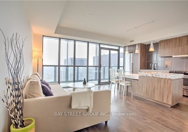 101-charles-street-e-toronto-ontario-c12627038